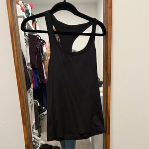 Swiftly tank hip length